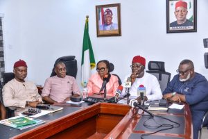 ASEPA Takes Waste Management to Next Level, Sets Date for Commissioning of Recycling Plant in Aba

Abia State Environmental Protection Agency (ASEPA), having achieved tremendous progress in environmental sanitation and cleanliness of public spaces, is now focusing on the next level of waste management.

This new level will entail the modern collection of waste at the point of generation, focusing on residential areas and business premises. 

State Commissioner for Information, Prince Okey Kanu disclosed this in Umuahia, Monday, while briefing newsmen on the outcome of this week's  Executive Council meeting chaired by Governor Alex Otti.

Kanu added that the Agency is poised to run a hybrid that will involve central collection of waste in markets and  some specific areas with high traffic, population and narrow or arterial roads.

He pointed out that ASEPA is also on the verge of implementing their new tariffs and rates across the state, noting that the State government will offer some assistance in that regard as waste disposal is a social service.

"However, the citizens will to a reasonable extent, bear some burden in terms of paying some  tariffs for waste disposal, services, to make the process more viable and efficient, Kanu stated.

Prince Kanu sought the assistance of the members of the public to help ASEPA and other agencies of government to monitor government's assets against the activities of social deviants.

"In this wise, they need to monitor the activities of scrap dealers who tamper with ASEPA buckets. 

"We have instances of scrap dealers who steal or remove ASEPA buckets, so we need members of the public to take ownership of these assets and help in monitoring the activities of such unscrupulous individuals in the society.

"They also need to be wary of some criminals and members of a  syndicate who defraud members of the public in the name of ASEPA.

"We are using this opportunity to encourage members of the public to report  suspected cases of extortion of people to the Harmonized Task Force and other law enforcement agencies.," the Information Commissioner stated.

Responding to questions, the General Manager Abia State Environmental Protection Agency (ASEPA), Mazi Ogbonnia Okereke disclosed that a big recycling company is setting up a plastic recycling plant in Aba.

Okereke said the plant would be commissioned during the 2025 World Recycling Day on the 18th of March 2025.

He said the state government is partnering many organizations to set up similar processing and recycling plants in the state and explained the planned next level the government is taking waste management to.

